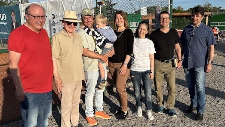 FDP Lampertheim besucht den Tennisclub Lampertheim